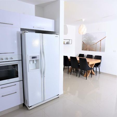 Aristone Luxury Apartment Tyberiada Zewnętrze zdjęcie